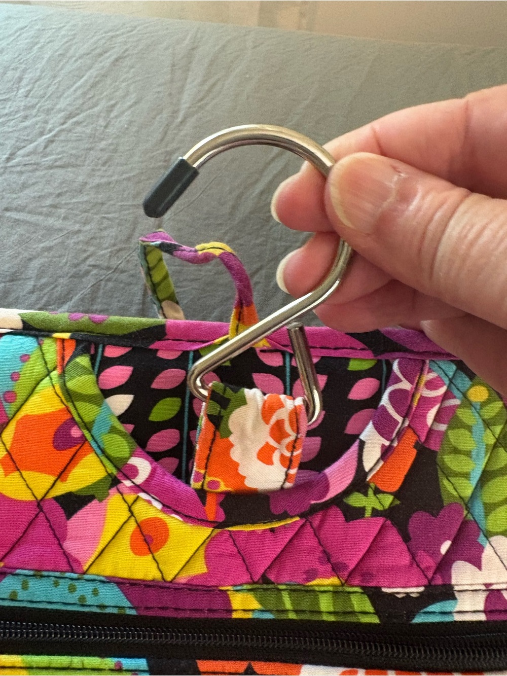 Vera Bradley Ultimate Travel
Case in(Retired) Va Va Bloom. - Picture 2 of 12